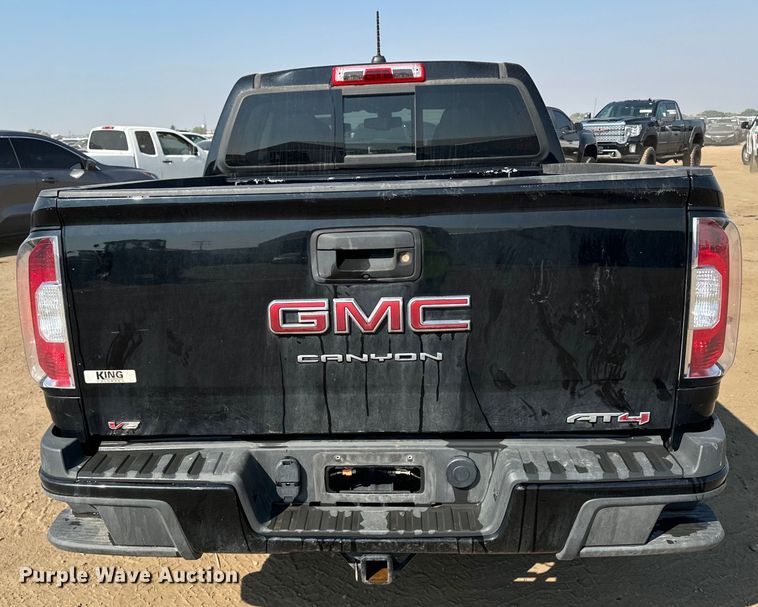image for item DQ6949 2022 GMC Canyon Crew Cab pickup truck