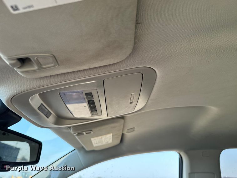 image for item DQ6949 2022 GMC Canyon Crew Cab pickup truck