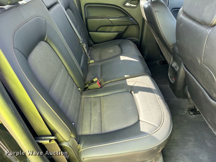 image for item DQ6949 2022 GMC Canyon Crew Cab pickup truck