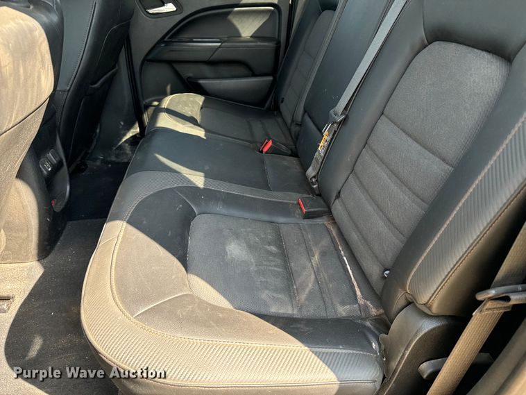 image for item DQ6949 2022 GMC Canyon Crew Cab pickup truck