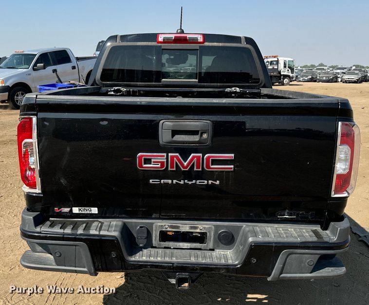 image for item DQ6951 2022 GMC Canyon Crew Cab pickup truck
