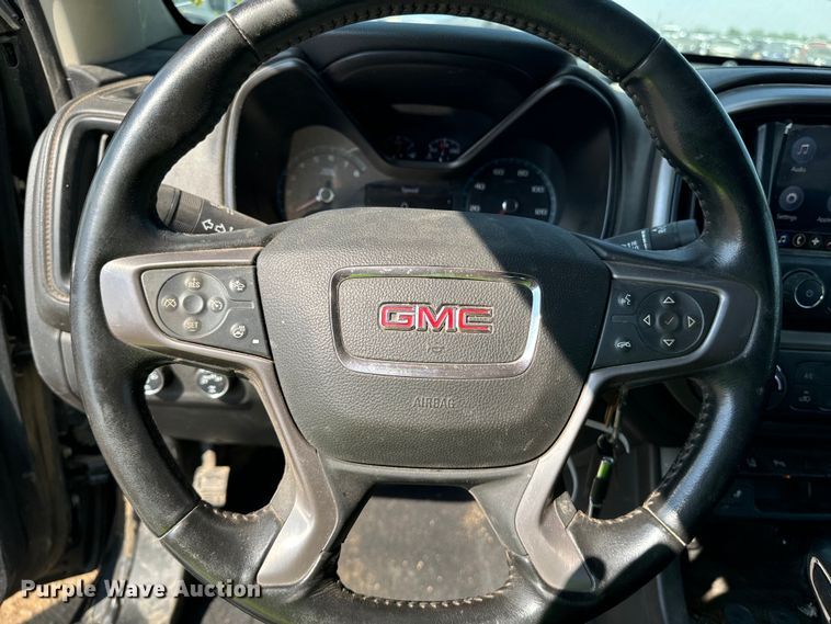 image for item DQ6951 2022 GMC Canyon Crew Cab pickup truck