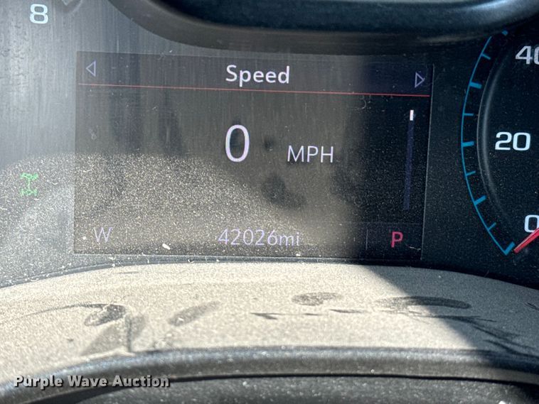 image for item DQ6951 2022 GMC Canyon Crew Cab pickup truck