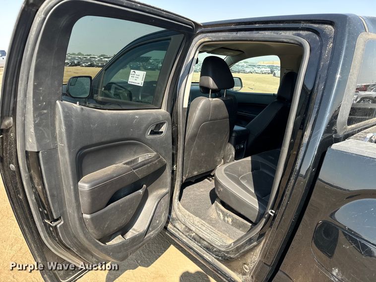 image for item DQ6951 2022 GMC Canyon Crew Cab pickup truck