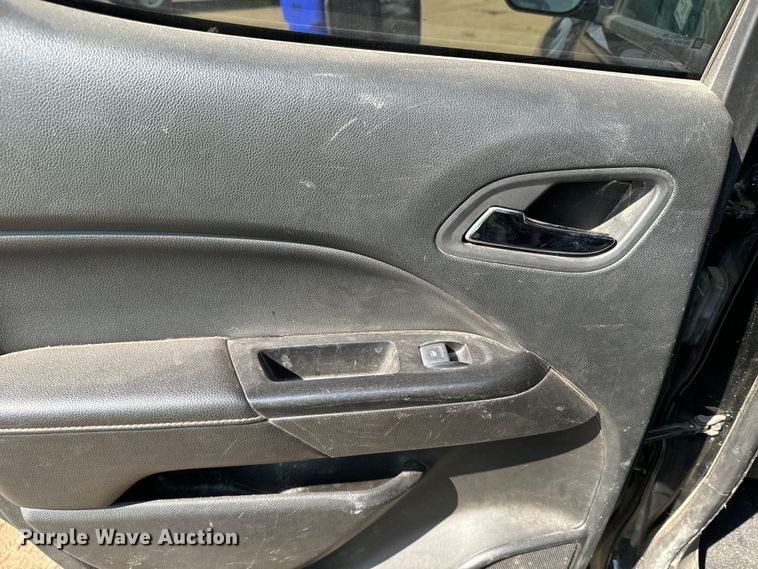 image for item DQ6951 2022 GMC Canyon Crew Cab pickup truck