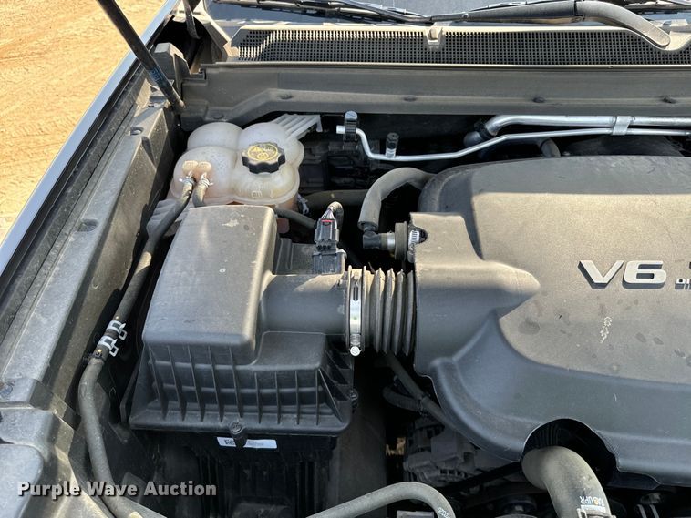 image for item DQ6951 2022 GMC Canyon Crew Cab pickup truck