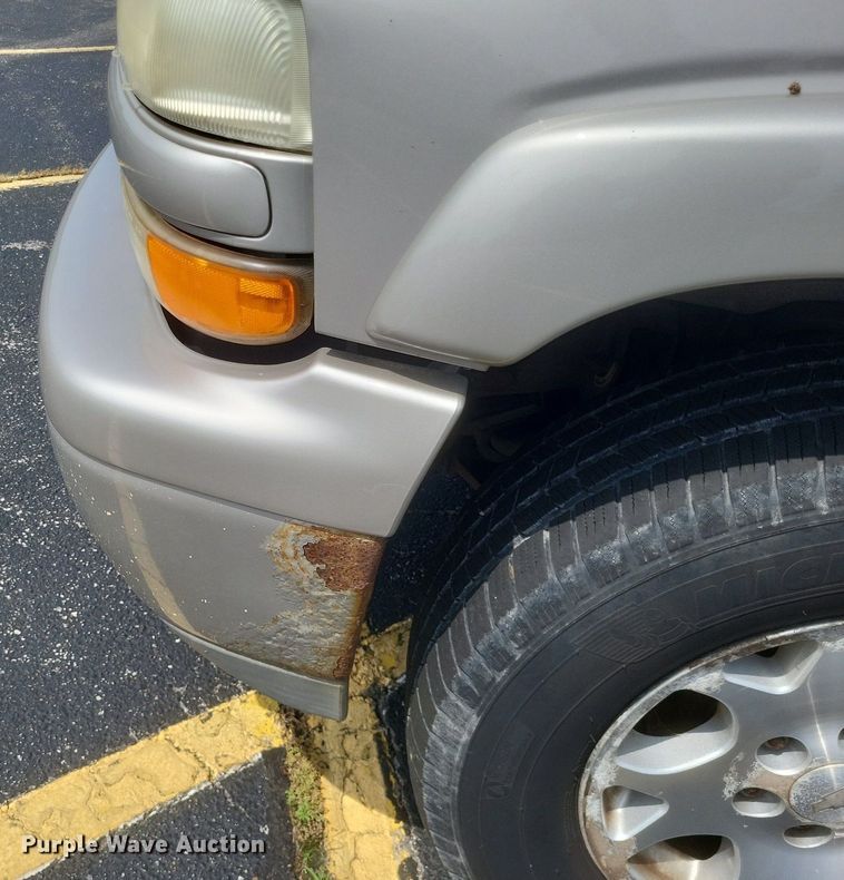 image for item DR4868 2006 Chevrolet  Suburban  Z71 SUV