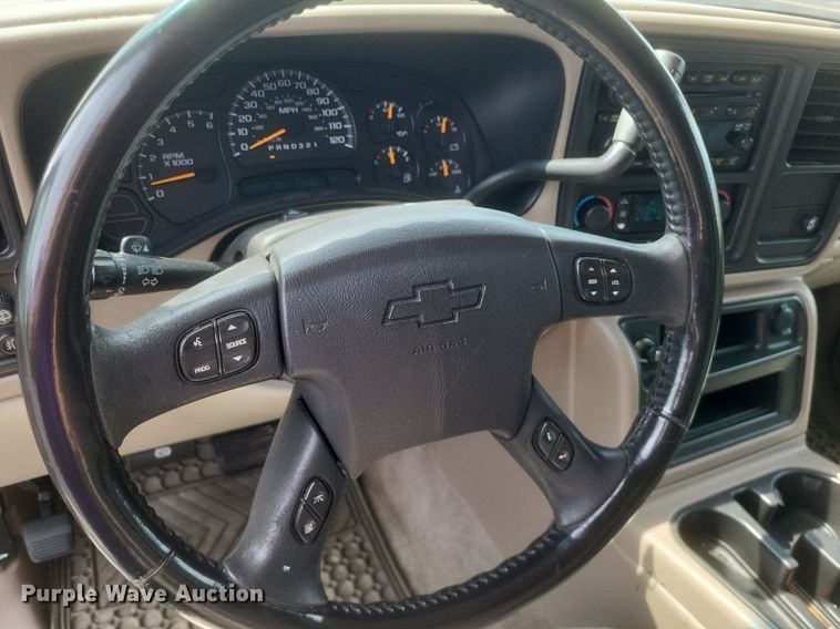 image for item DR4868 2006 Chevrolet  Suburban  Z71 SUV