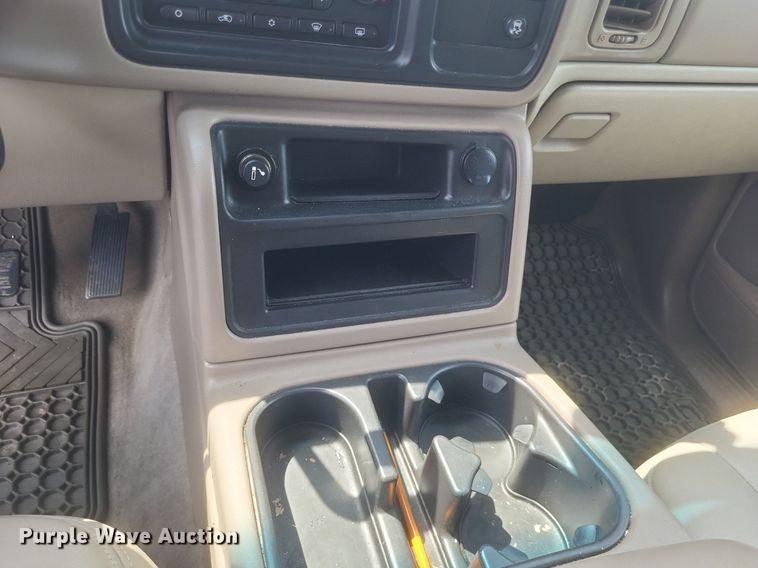 image for item DR4868 2006 Chevrolet  Suburban  Z71 SUV