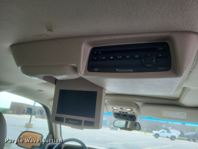 image for item DR4868 2006 Chevrolet  Suburban  Z71 SUV