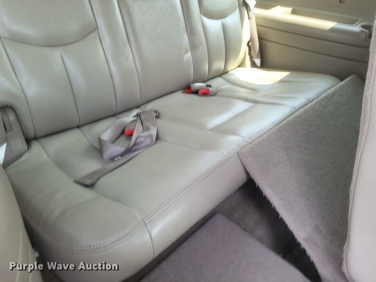 image for item DR4868 2006 Chevrolet  Suburban  Z71 SUV