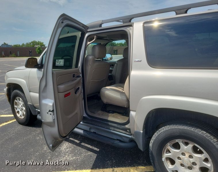 image for item DR4868 2006 Chevrolet  Suburban  Z71 SUV