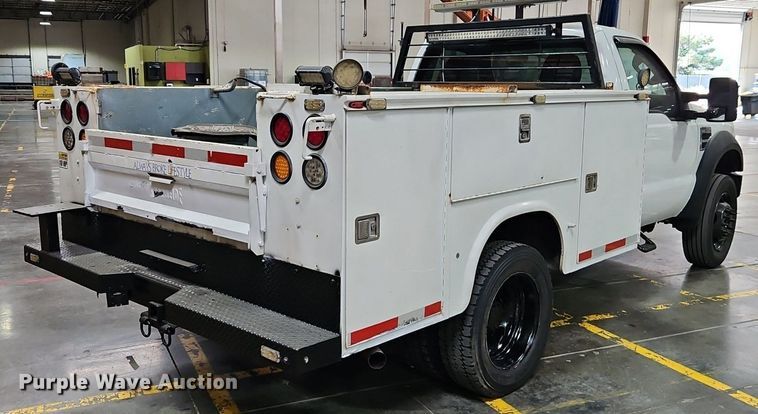 image for item DR8728 2008 Ford F550 Super Duty XL utility / service truck