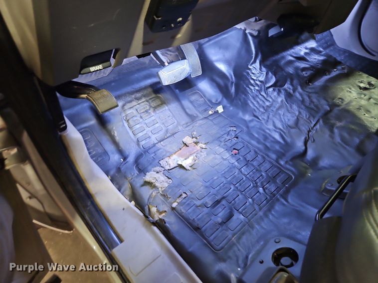 image for item DR8728 2008 Ford F550 Super Duty XL utility / service truck