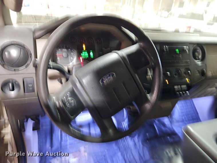 image for item DR8728 2008 Ford F550 Super Duty XL utility / service truck