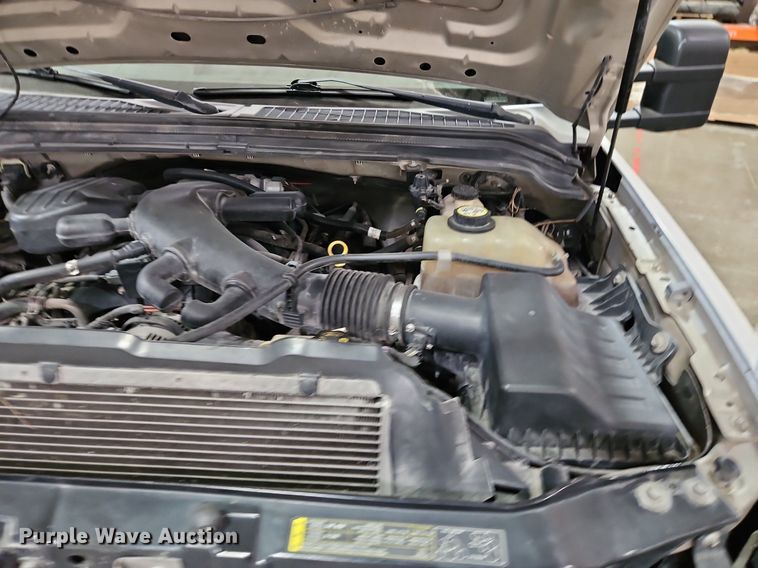 image for item DR8728 2008 Ford F550 Super Duty XL utility / service truck