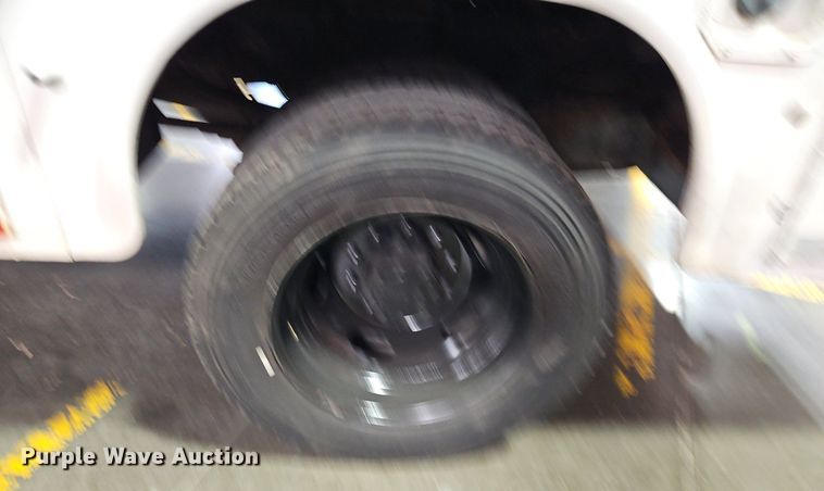 image for item DR8728 2008 Ford F550 Super Duty XL utility / service truck