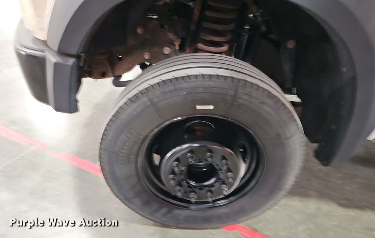 image for item DR8728 2008 Ford F550 Super Duty XL utility / service truck