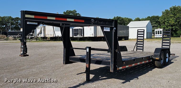 image for item DS4678 2007 Circle D 20S2GNLF equipment trailer