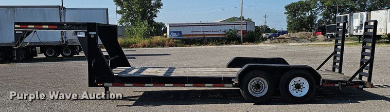 image for item DS4678 2007 Circle D 20S2GNLF equipment trailer