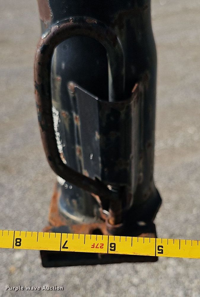 image for item DS4678 2007 Circle D 20S2GNLF equipment trailer