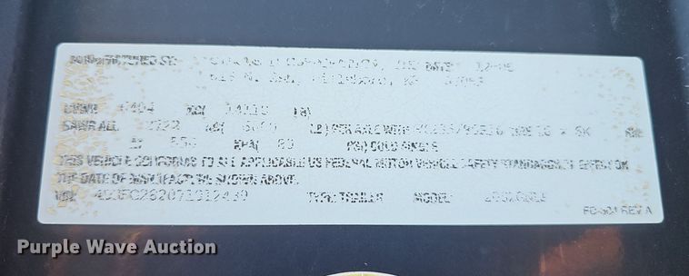 image for item DS4678 2007 Circle D 20S2GNLF equipment trailer