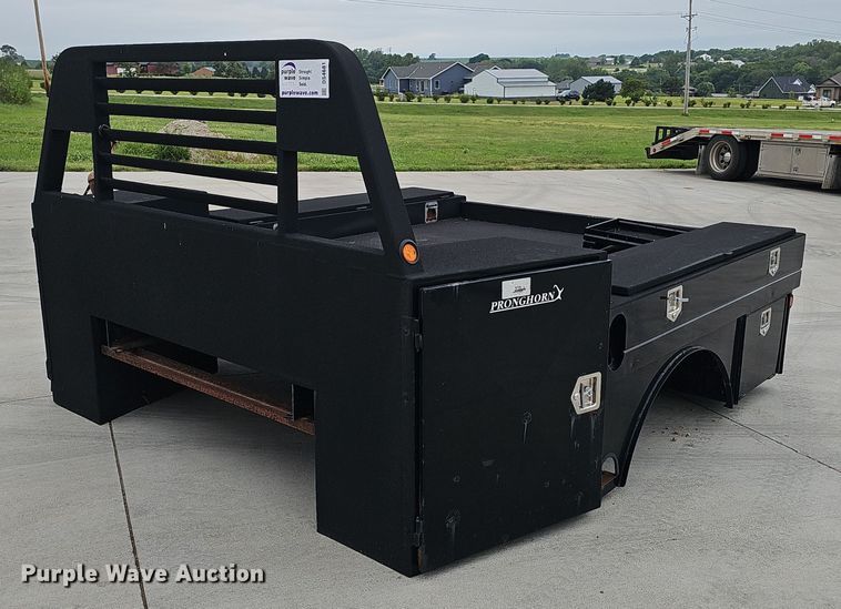 image for item DS4681 Pronghorn flatbed pickup truck bed