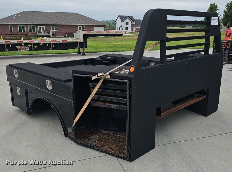 image for item DS4681 Pronghorn flatbed pickup truck bed
