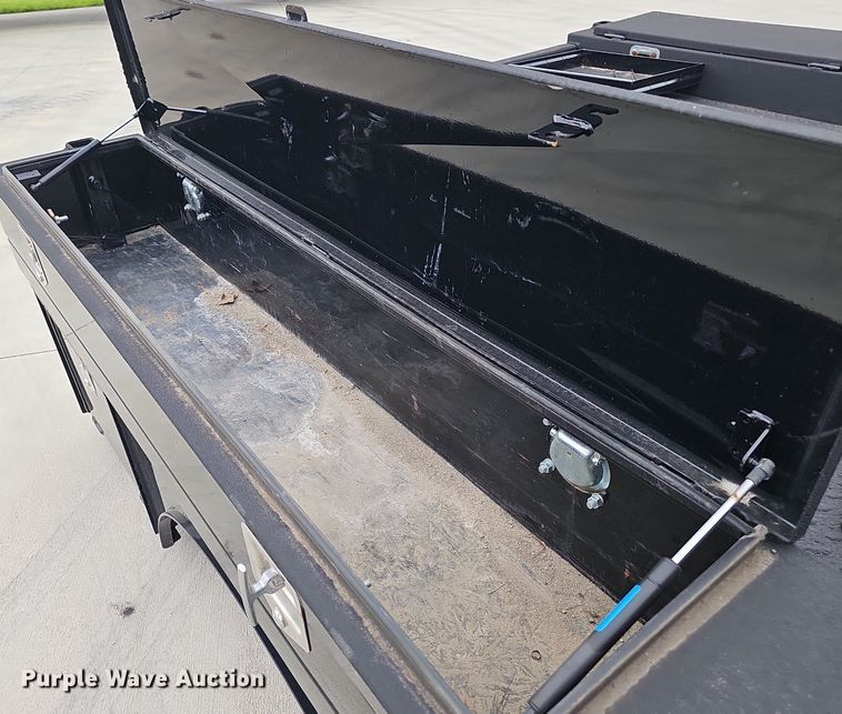 image for item DS4681 Pronghorn flatbed pickup truck bed