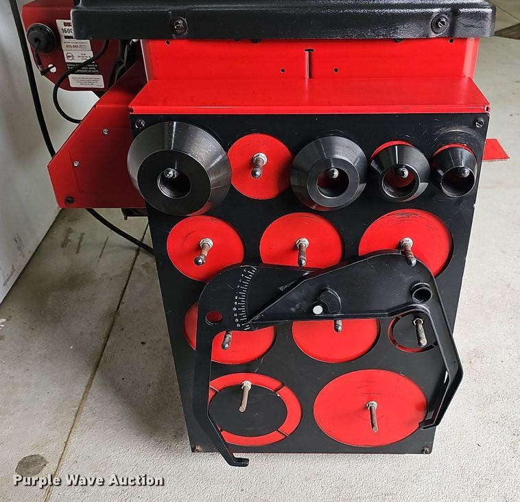 image for item DS4689 Coats 1600 Direct Drive tire balancer