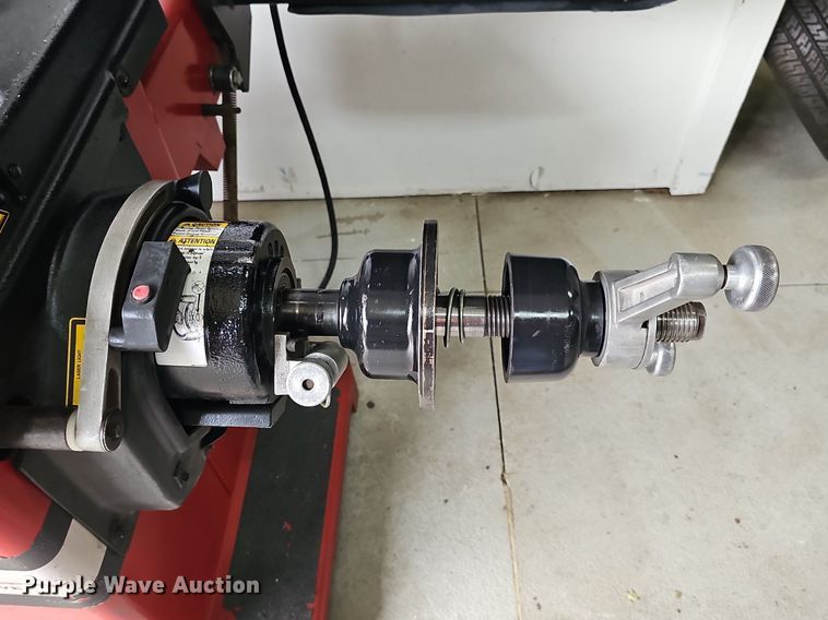 image for item DS4689 Coats 1600 Direct Drive tire balancer