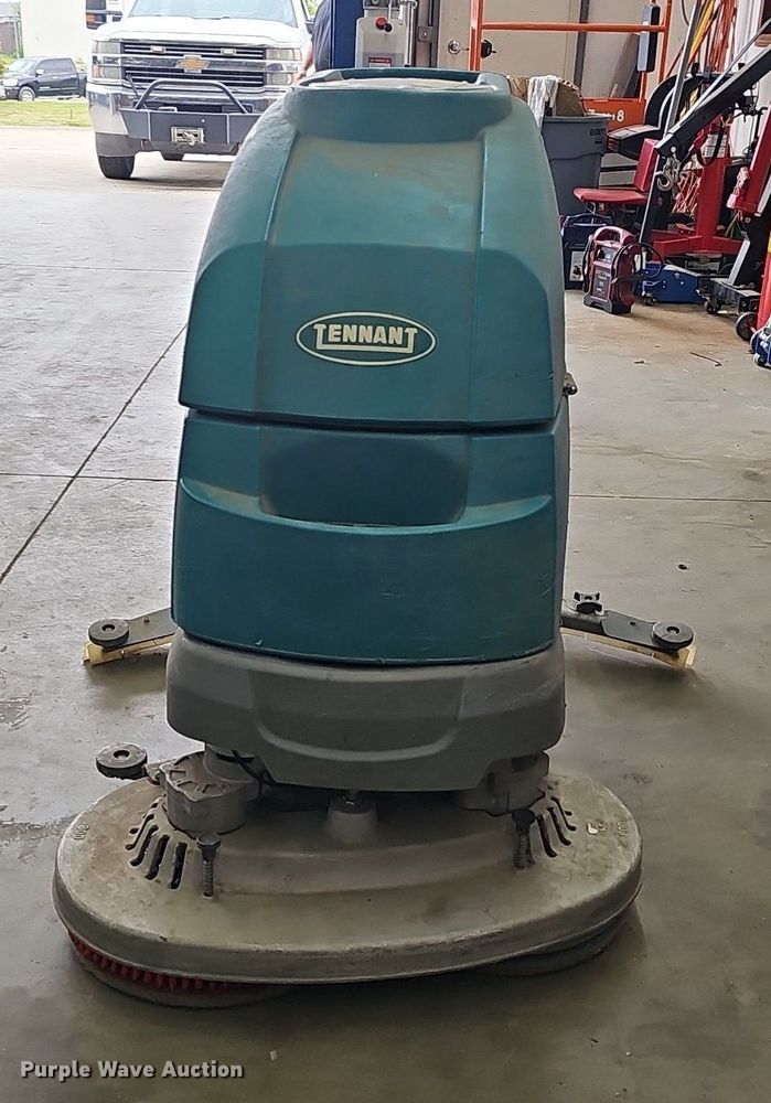 image for item DS4693 2015 Tenant T5e floor sweeper