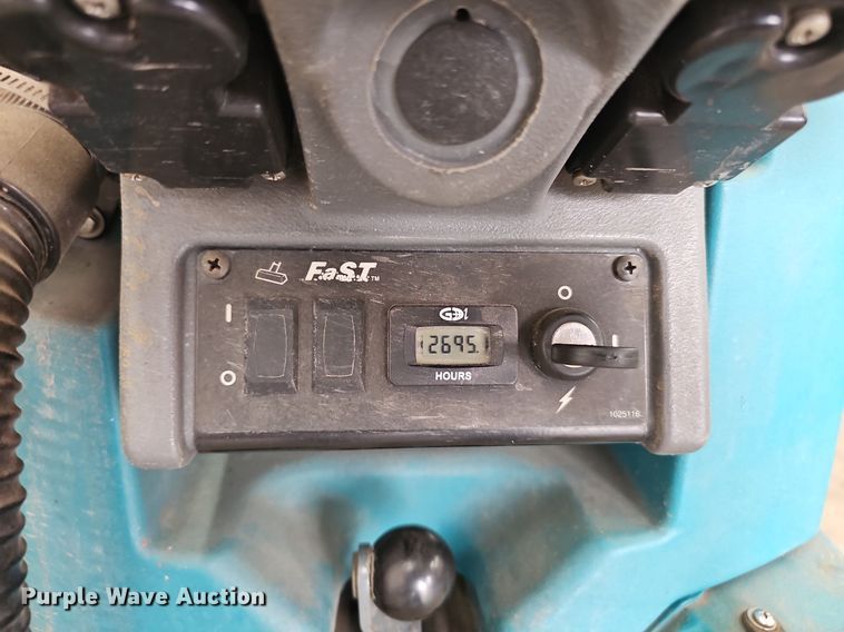 image for item DS4693 2015 Tenant T5e floor sweeper