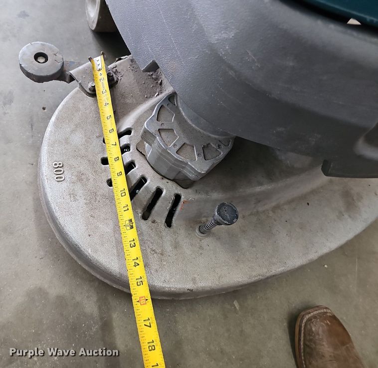 image for item DS4693 2015 Tenant T5e floor sweeper