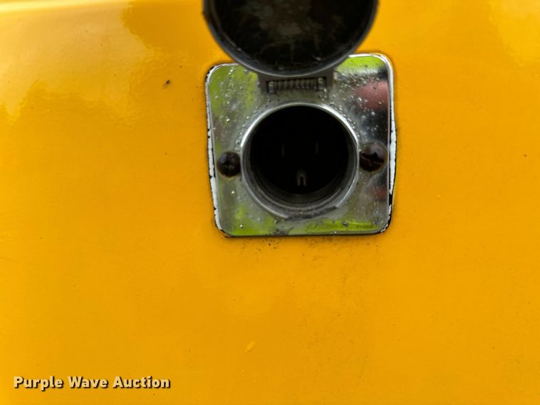 image for item DV5838 1995 Chevrolet  P30 delivery truck