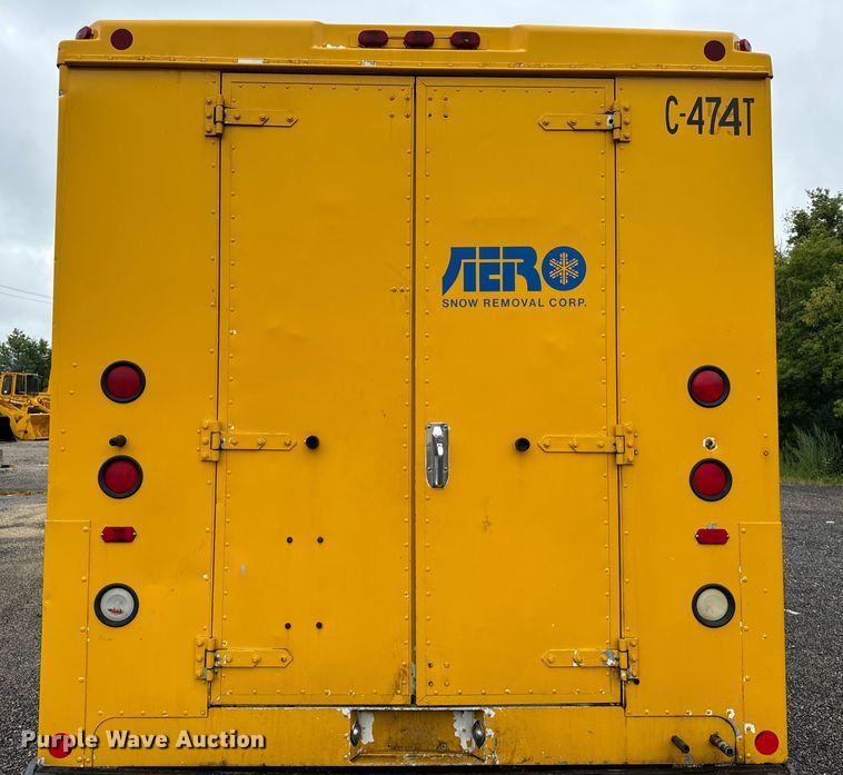 image for item DV5838 1995 Chevrolet  P30 delivery truck