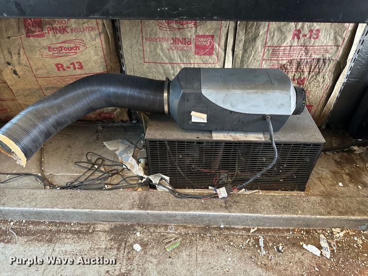 image for item DV5838 1995 Chevrolet  P30 delivery truck