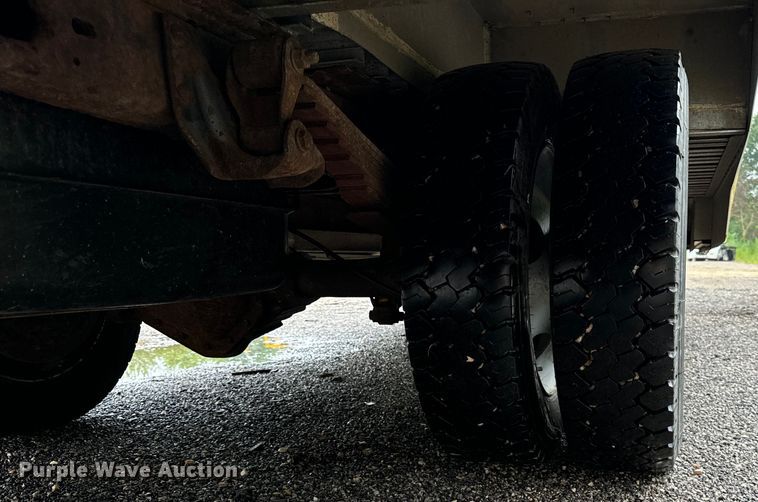 image for item DV5838 1995 Chevrolet  P30 delivery truck