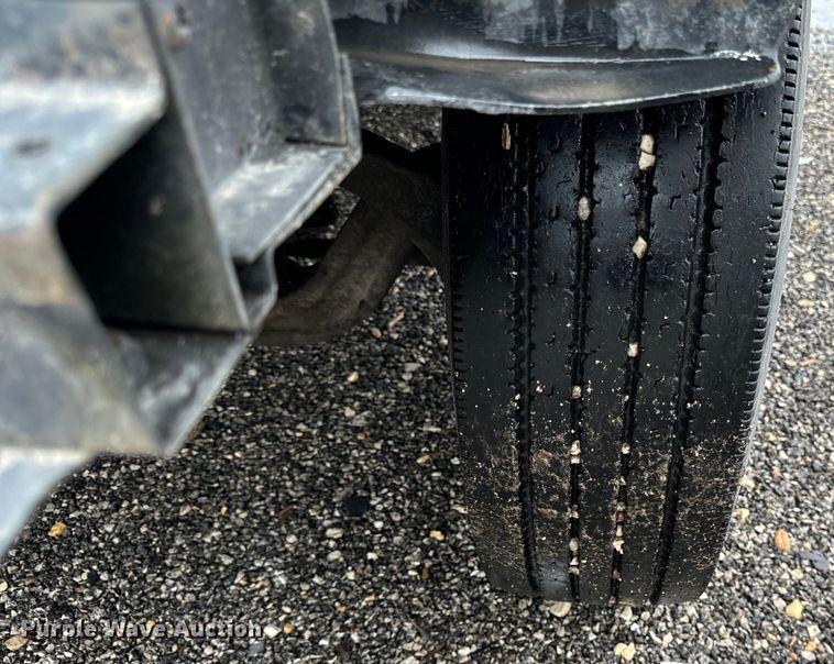 image for item DV5838 1995 Chevrolet  P30 delivery truck