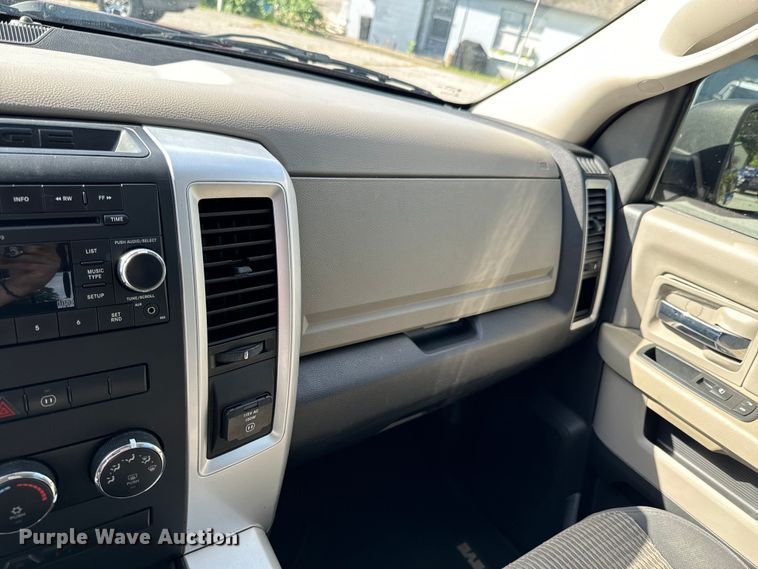 image for item DX0739 2011 Dodge Ram 1500 Quad Cab pickup truck