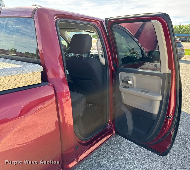 image for item DX0739 2011 Dodge Ram 1500 Quad Cab pickup truck