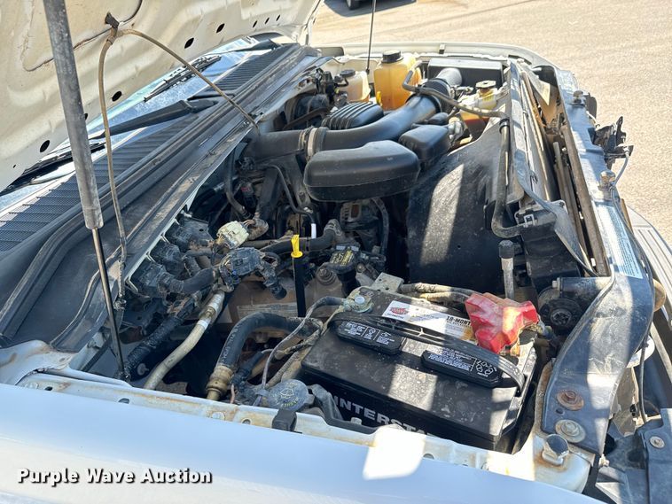 image for item DX1026 2009 Ford F250 Super Duty XL SuperCab utility bed pickup truck