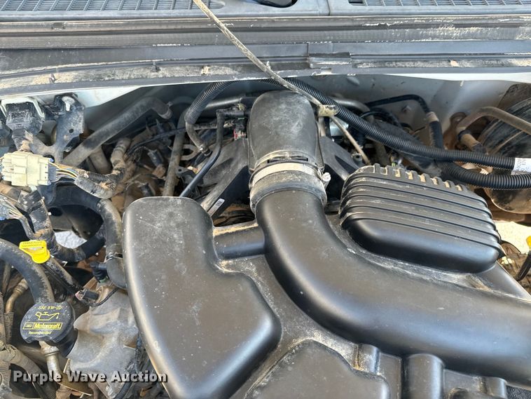 image for item DX1026 2009 Ford F250 Super Duty XL SuperCab utility bed pickup truck