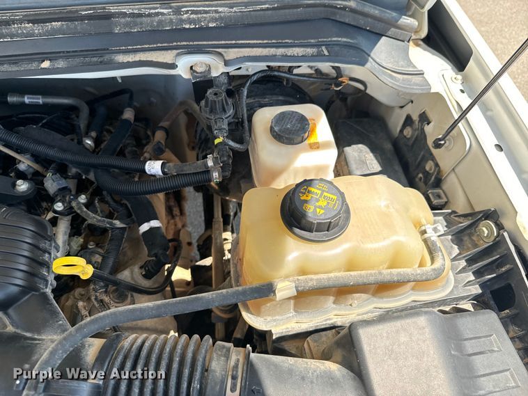 image for item DX1026 2009 Ford F250 Super Duty XL SuperCab utility bed pickup truck