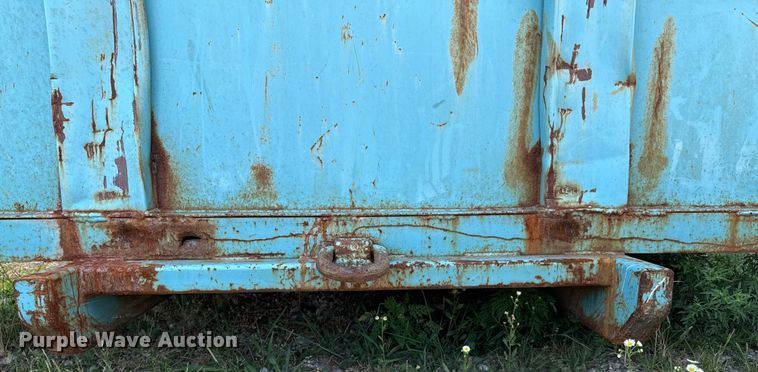 image for item DX1038 Roll-off dumpster