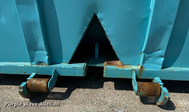 image for item DX1040 Roll-off dumpster