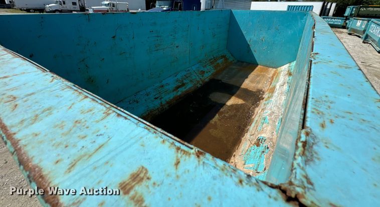 image for item DX1040 Roll-off dumpster