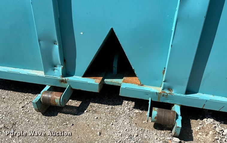 image for item DX1041 Roll-off dumpster 