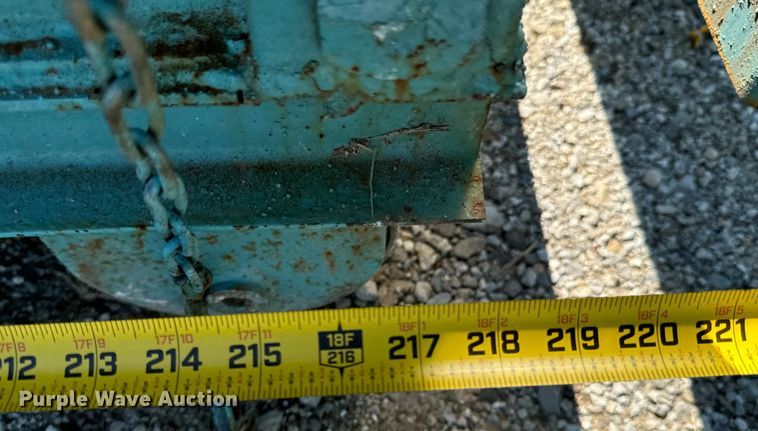 image for item DX1041 Roll-off dumpster 