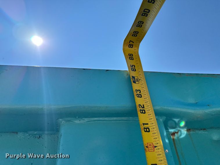 image for item DX1041 Roll-off dumpster 